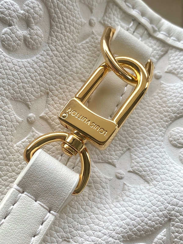 ルイヴィトンバッグ細部ディテール